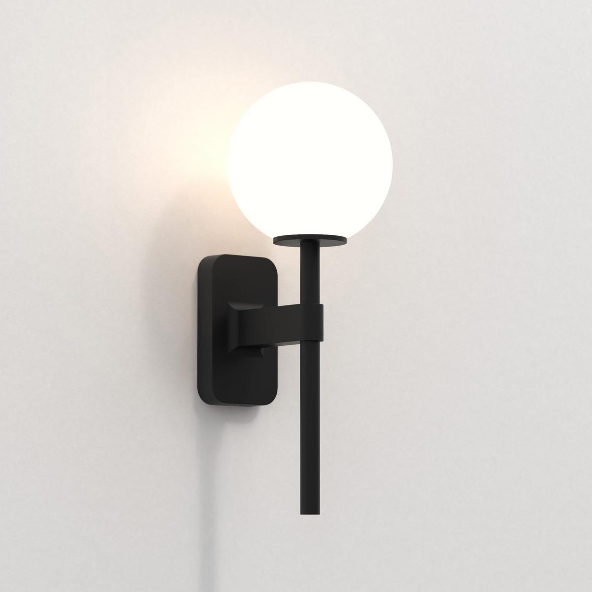 LED zinc wall lamp for bathroom | Tacoma Single by Astro lighting