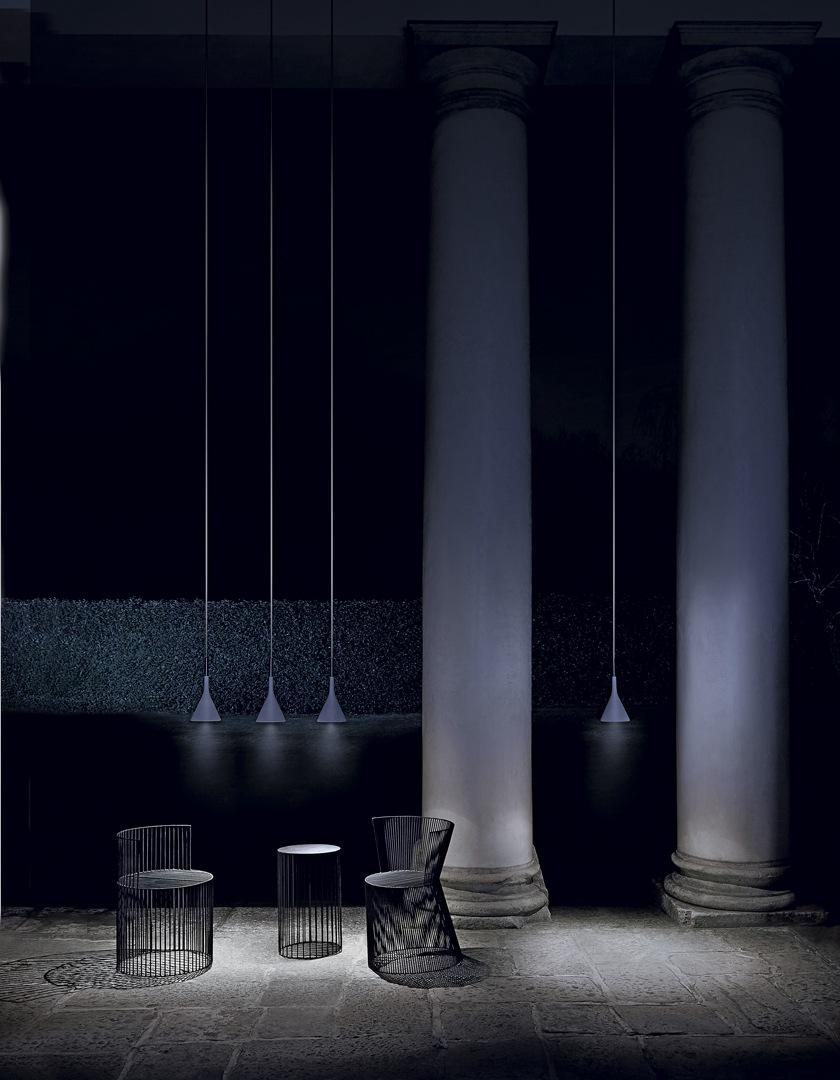 Concrete pendant lamp | Aplomb by Foscarini