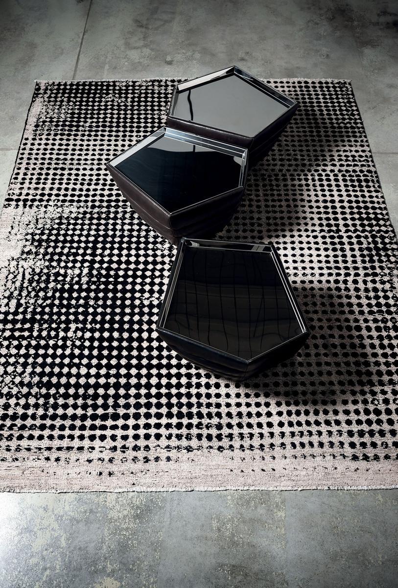 Handmade rectangular rug | Scarlet Pois by Baxter