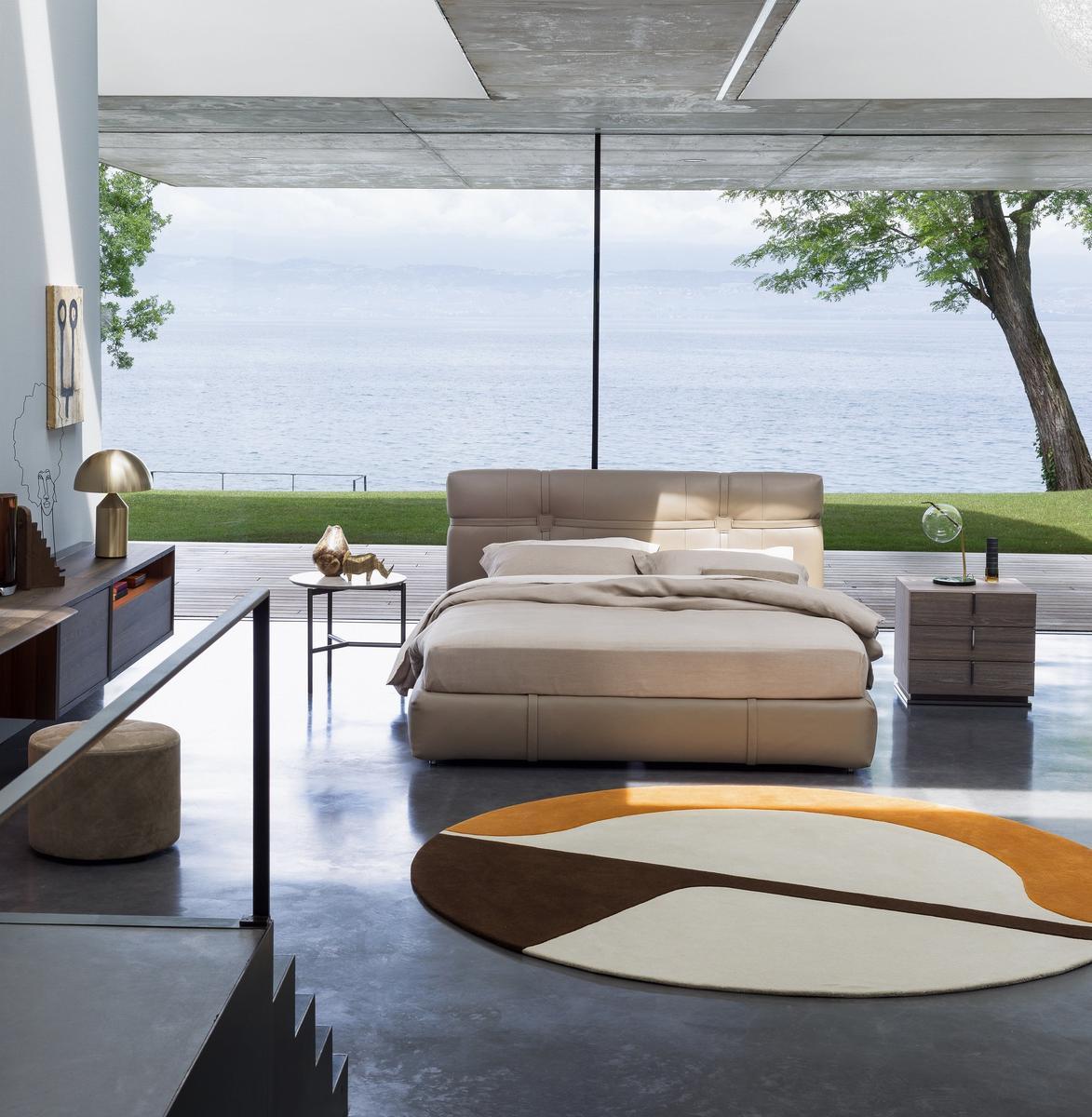 Upholstered leather double bed | New Bond by Flou