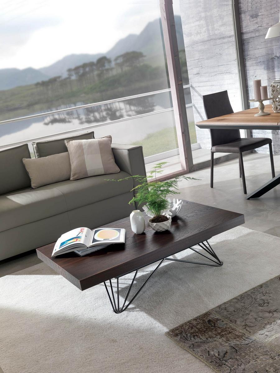 Height-adjustable wooden coffee table with integrated magazine rack | Radius by Ozzio Italia