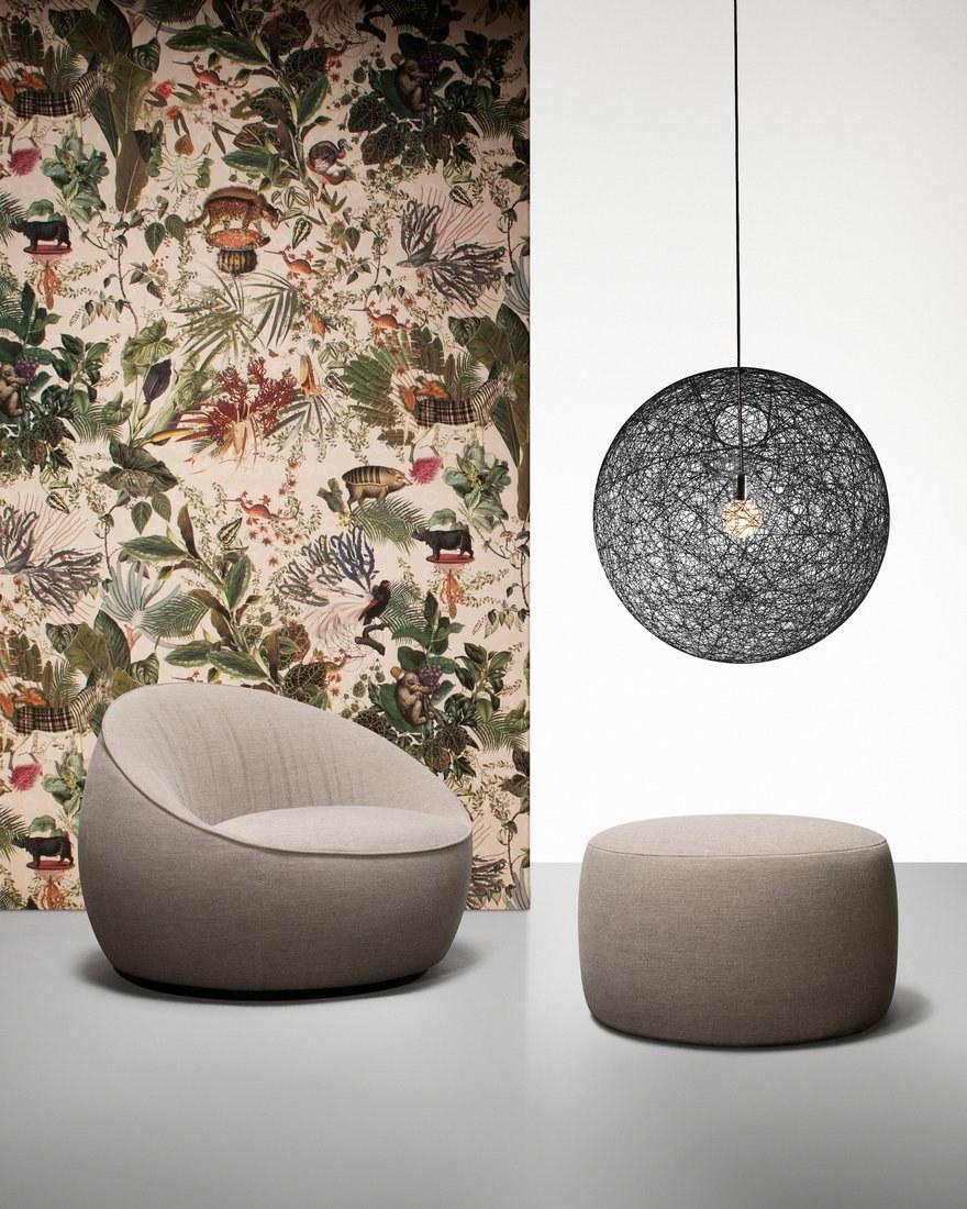 Upholstered round pouf with removable lining | Pooof by Moooi