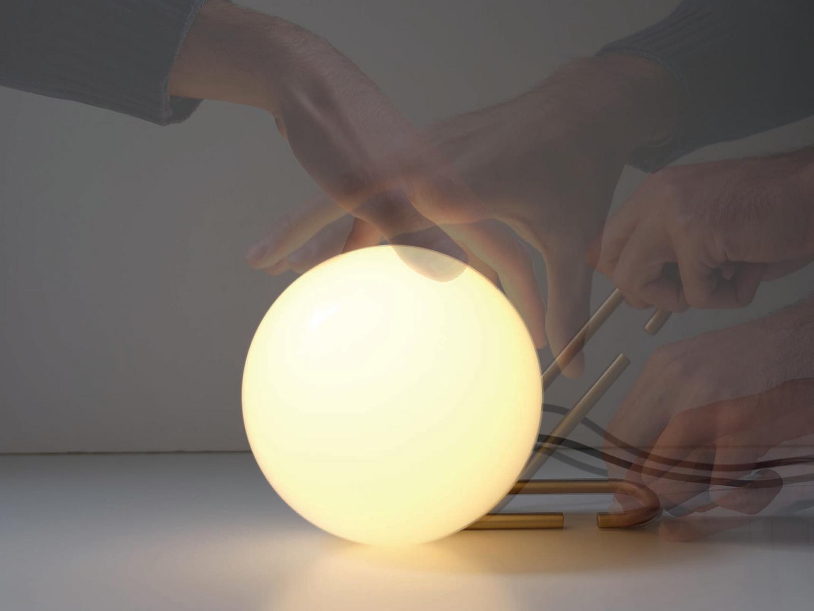 LED direct light table lamp | Nh by Artemide