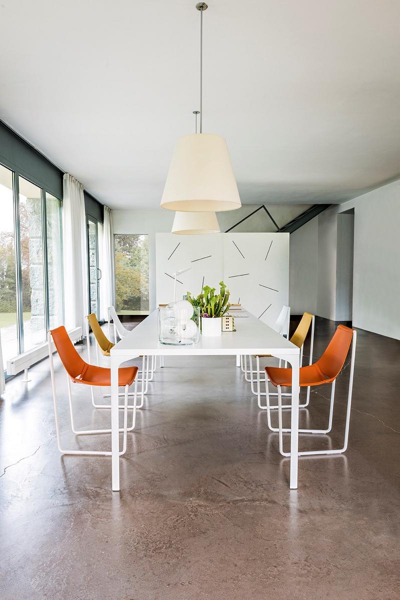 Sled base tanned leather restaurant chair | Apelle S by Midj