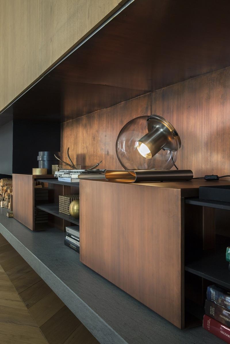 Blown glass table lamp | The Globe - 228 by Oluce