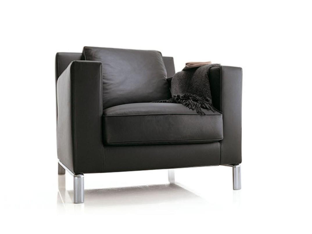 Leather armchair with armrests | Lido by Molteni