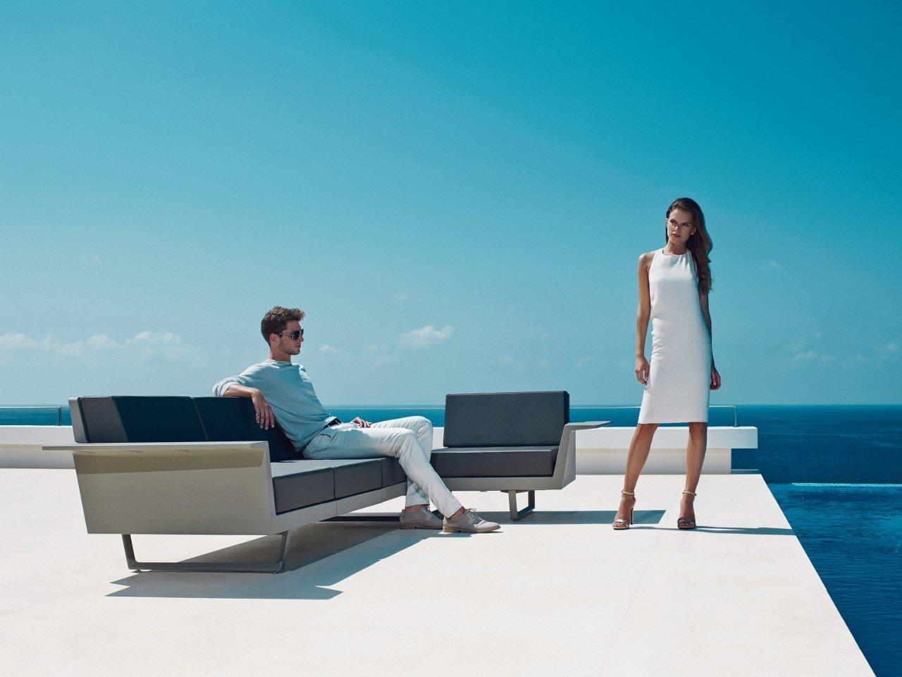 Modular garden sofa | Delta by Vondom