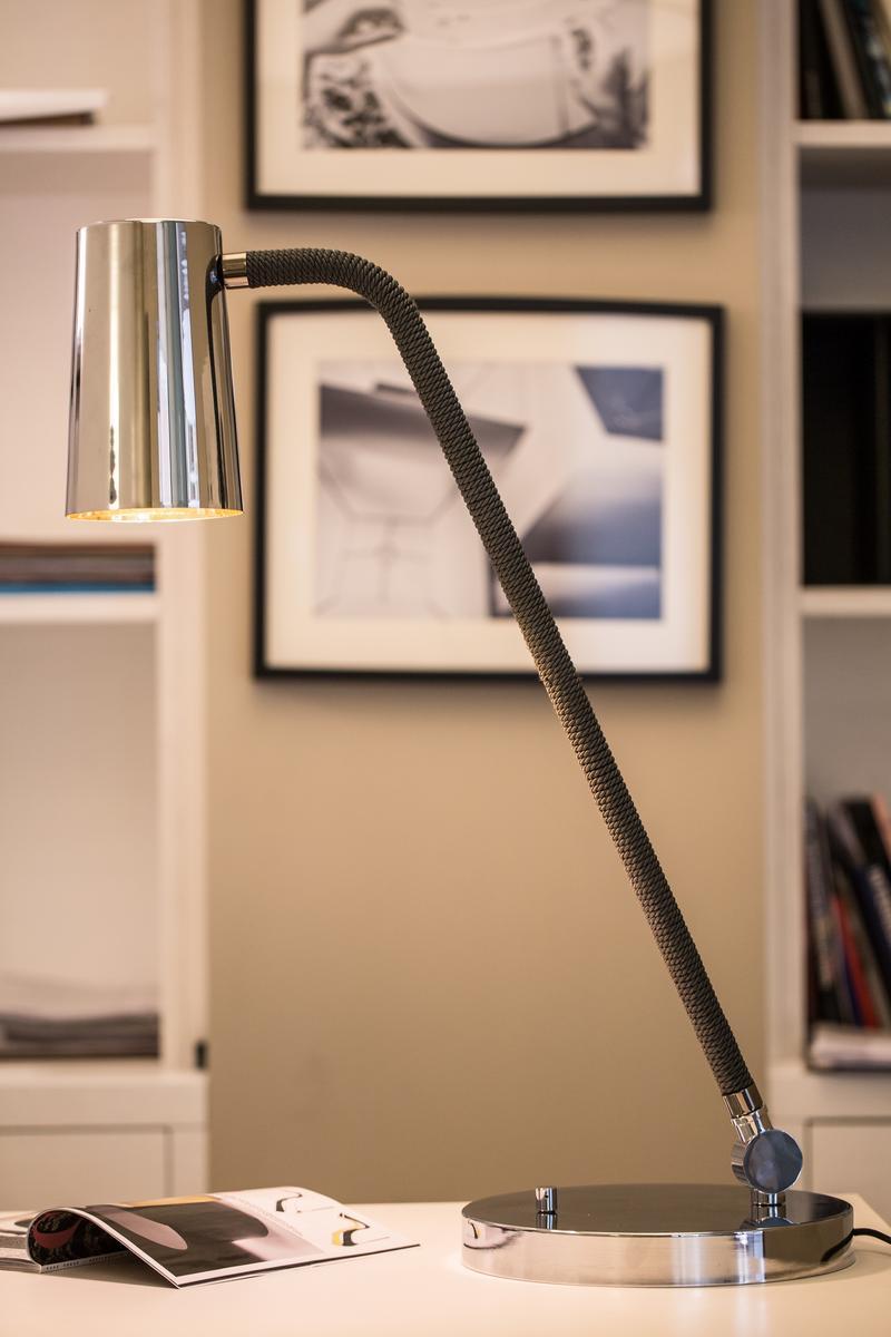LED metal desk lamp | Up by Contardi