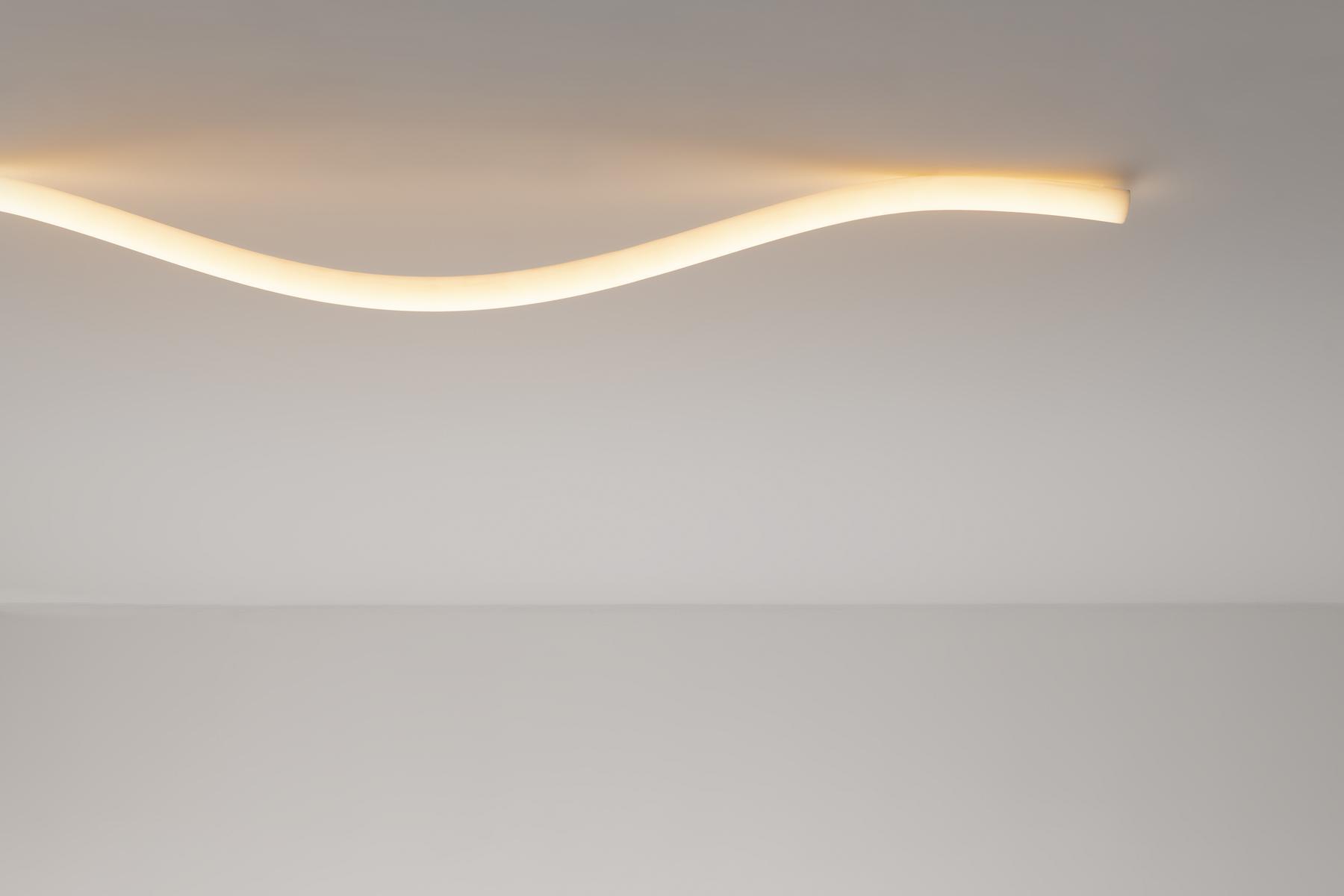 Silicone wall lamp / ceiling lamp | La Linea by Artemide
