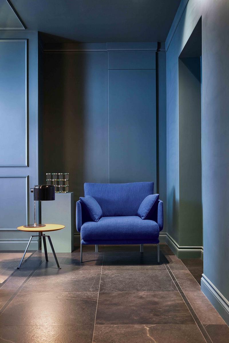 Upholstered armchair with armrests | Structure by Bonaldo